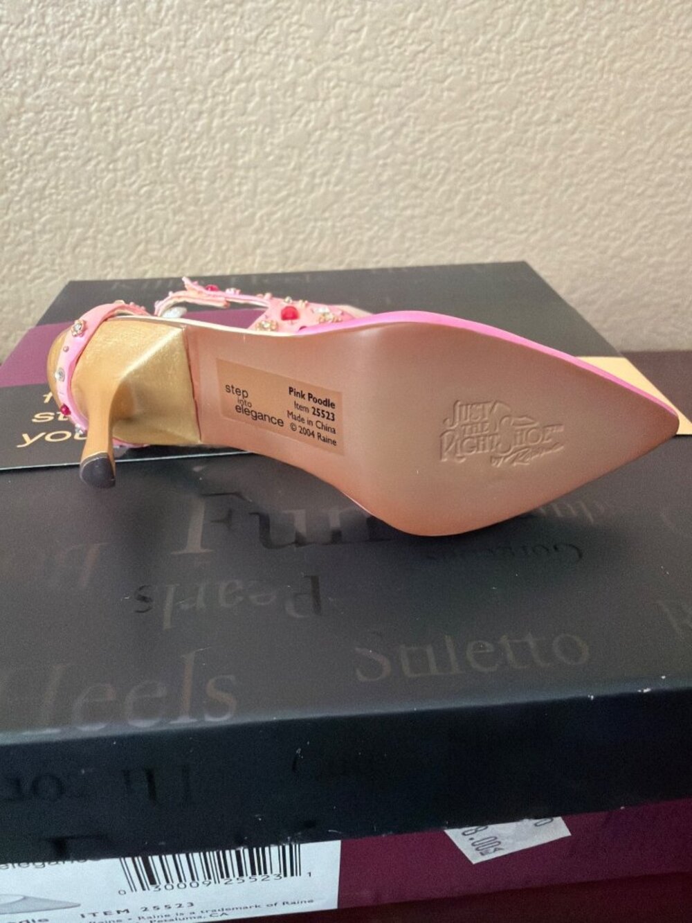 2004 Just the Right Shoe by Raine “Pink Poodle” Mini Shoe Figurine #25523 NEW - Picture 8 of 11
